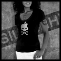 F0072 T-Shirt tête de mort Skullhead Pirate Apple